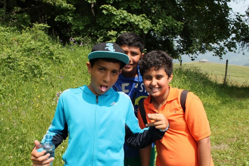 Village Camps International Summer Camp Leysin, Switzerland 2025-08-09 https://www.villagecamps.com/journals_admin/images/683-16-hike (6).jpg